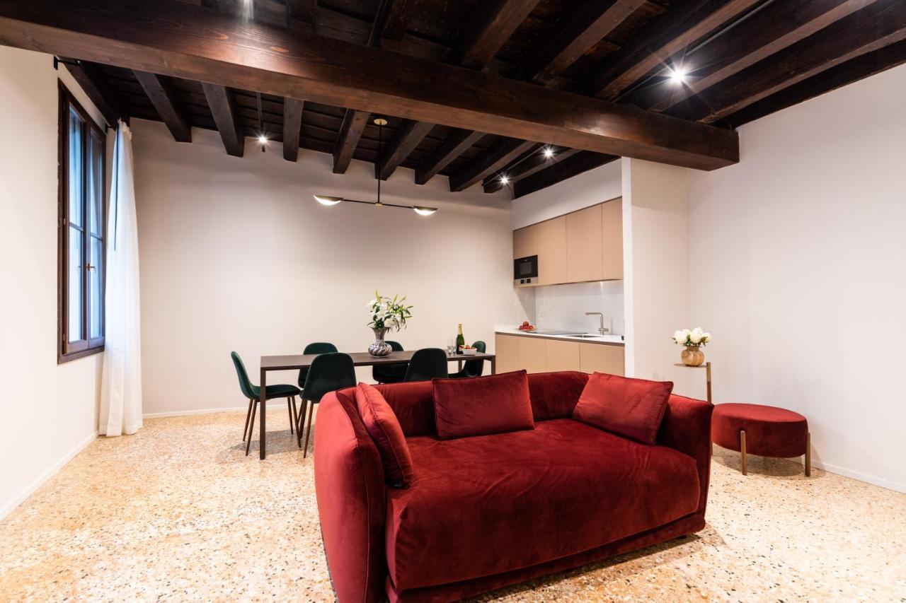 Palazzo Miracoli Apartments Venice Exterior photo